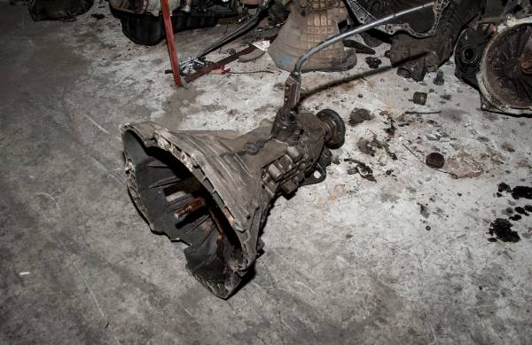 FORD TRANSİT 300 L-M-S-SF ÇIKMA PARÇA  T15 ŞANZIMAN